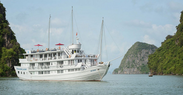 Du thuyền Paradise đón chào du khách thứ 500.000 tới Ha long bay