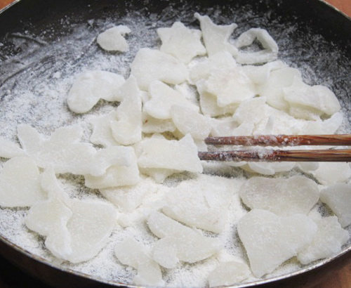 cách làm mứt dừa sữa thơm ngon nhân dịp đầu năm