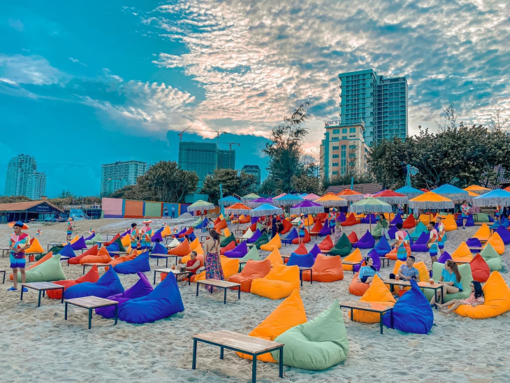 habana – colorful beach bar vũng tàu điểm check-in đầy sắc màu