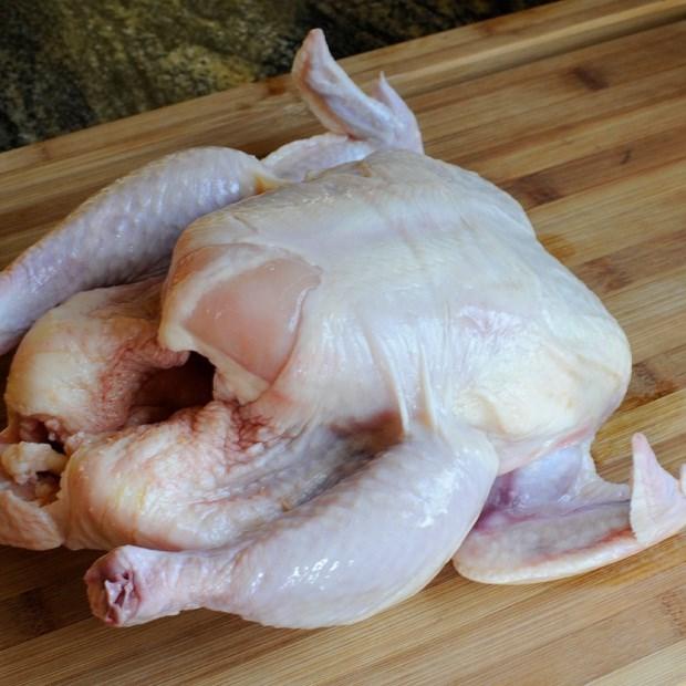 Thịt gà có 5 dấu hiệu tuyệt đối đừng nên mua kẻo tiền mất tật mang
