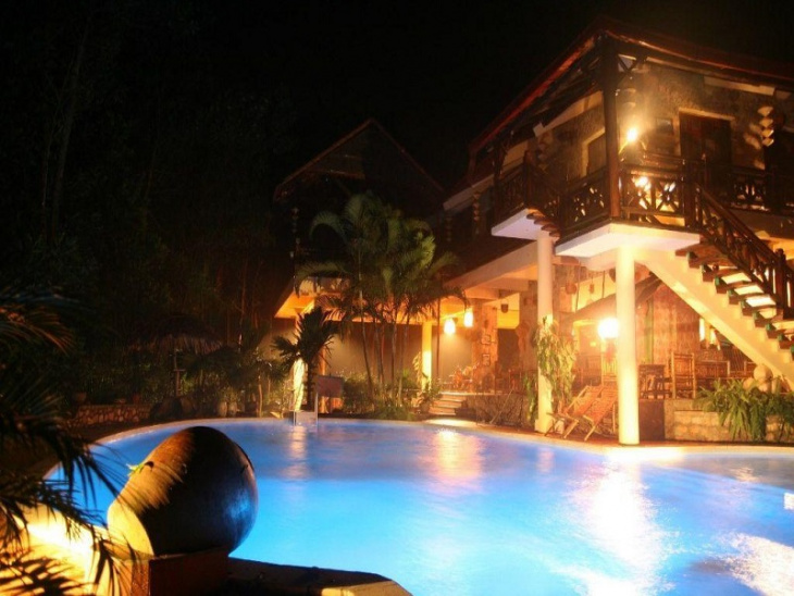 Top 10 Resort Hòa Bình Mai Châu view núi đẹp giá rẻ có hồ bơi