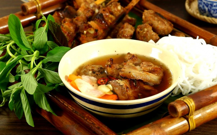 “Điểm mặt” 20 nhà hàng quán ăn ngon Tuyên Quang đáng thưởng thức, nhất định phải ghé thử