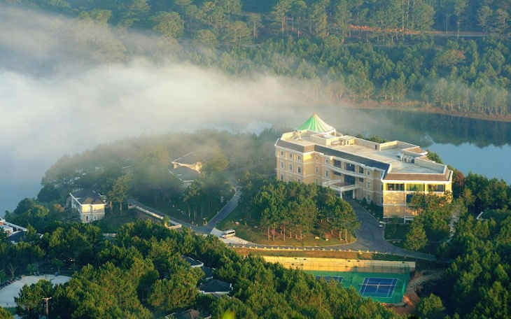 Top 20 Resort Đà Lạt giá rẻ view đẹp gần chợ trung tâm và hồ Tuyền Lâm