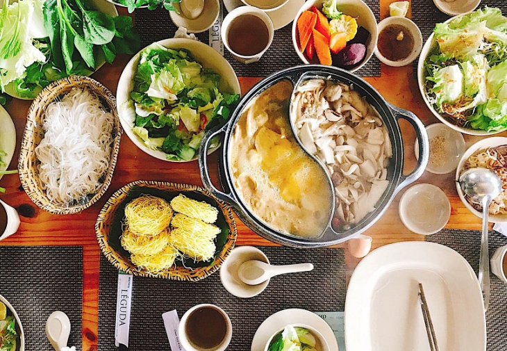 Kinh nghiệm ăn uống ở Đà Lạt: Tổng hợp các món nổi tiếng và địa chỉ ăn ngon nhất