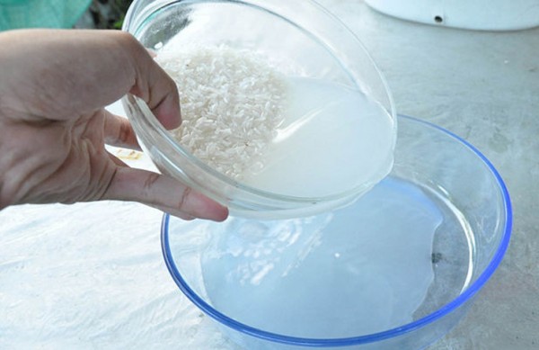 cach lam trang da, làm trắng da, làm trắng da tự nhiên, cách làm trắng da mặt bằng nước vo gạo có sẵn tại nhà