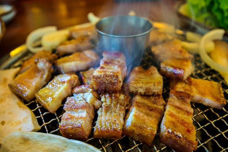 Những món ăn đảo Jeju ngon tuyệt đỉnh, ăn thả ga không lo về giá