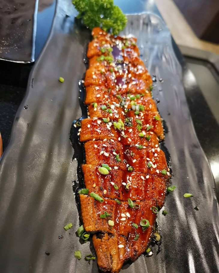 Người Nhật mê ăn lươn, sáng tạo thành đủ món ngon
