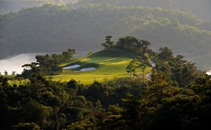 Ghé thăm Dragon Lake Golf Club – Sân golf tuyệt vời giữa lòng Quảng Châu