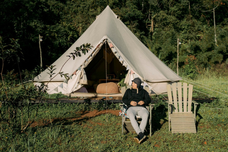 khám phá, trải nghiệm, cắm trại sang chảnh - trào lưu “ngủ lều” đang hot nhất đà lạt!