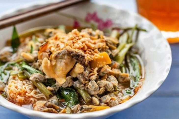 Top 20 quán ăn ngon Tân Phú giá rẻ bình dân hút khách