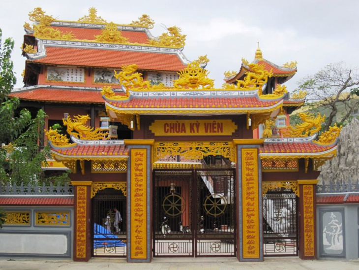 khám phá, trải nghiệm, các ngôi chùa đà nẵng nổi tiếng linh thiêng hút khách hành hương nhất
