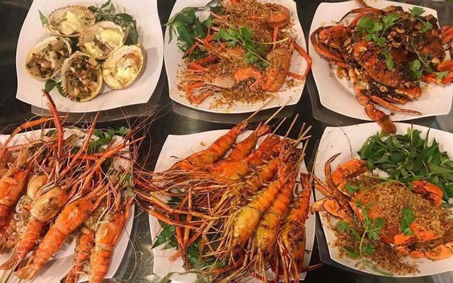 Quán ăn gia đình quận Tân Phú: Review những quán ngon nổi tiếng