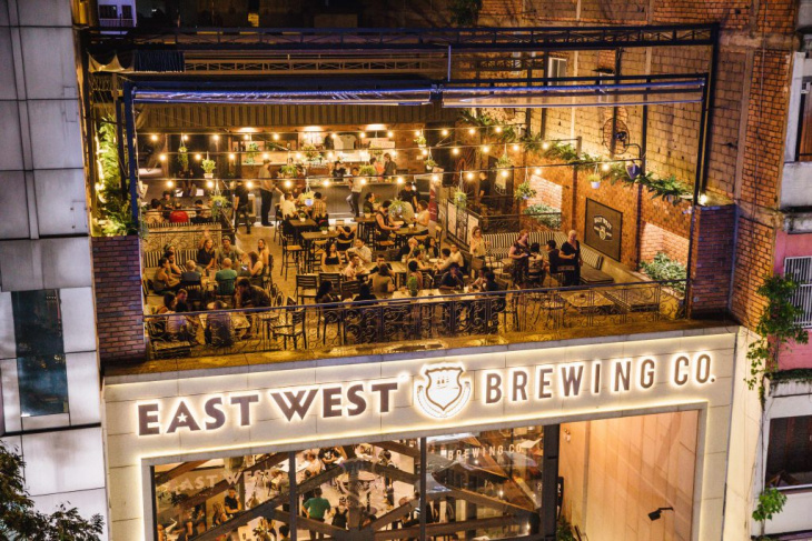Top những quán bia hơi úp ngược Sài Gòn nổi tiếng nhất