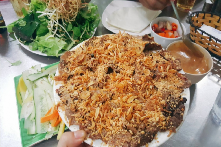 Ăn đêm Đà Nẵng: TOP địa chỉ quán ngon nổi tiếng bạn nên biết