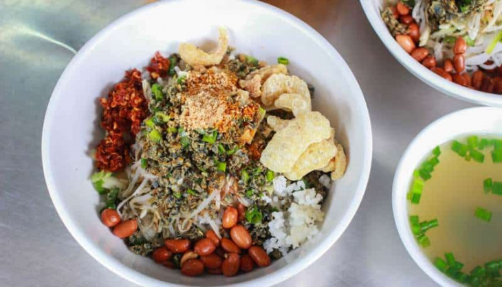 Cơm hến Đà Nẵng: Review 15 quán cơm hến ngon nổi tiếng nhất