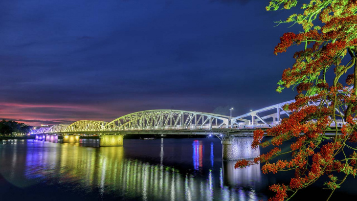 cầu tràng tiền huế – check in cây cầu đẹp nhất cố đô (2022)