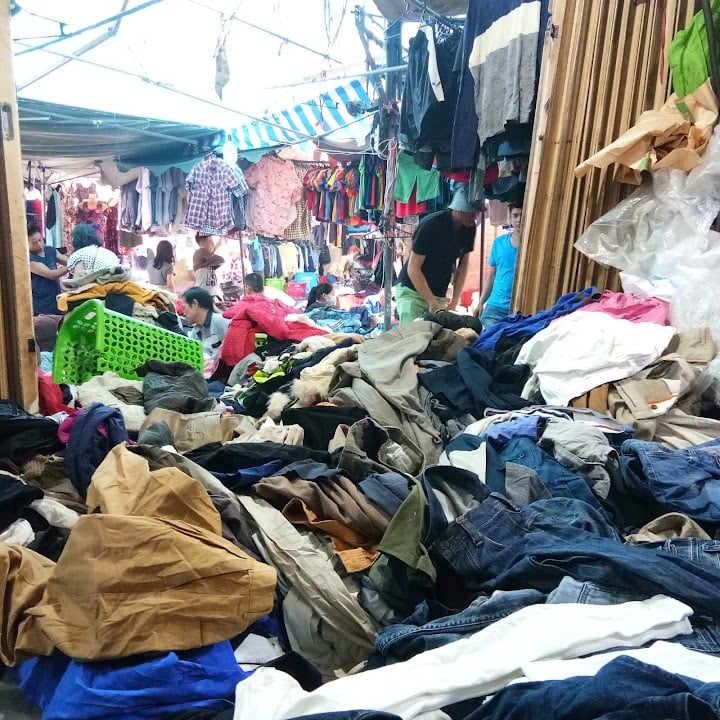 Top 7 Chợ Đồ Si Sài Gòn Để Săn Hàng Xịn Giá Rẻ Nhất