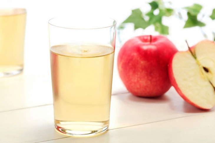 ẩm thực, cách làm nước ép táo bằng máy xay sinh tố cực nhanh