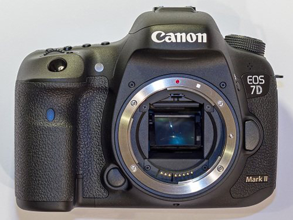 Máy ảnh Canon nào tốt nhất và đáng mua nhất hiện nay?