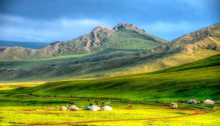 Kinh nghiệm du lịch Mông Cổ khám phá thảo nguyên, trải nghiệm ngủ lều, Khám Phá