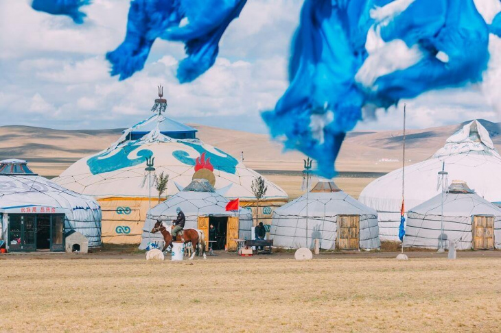 Kinh nghiệm du lịch Mông Cổ khám phá thảo nguyên, trải nghiệm ngủ lều, Khám Phá