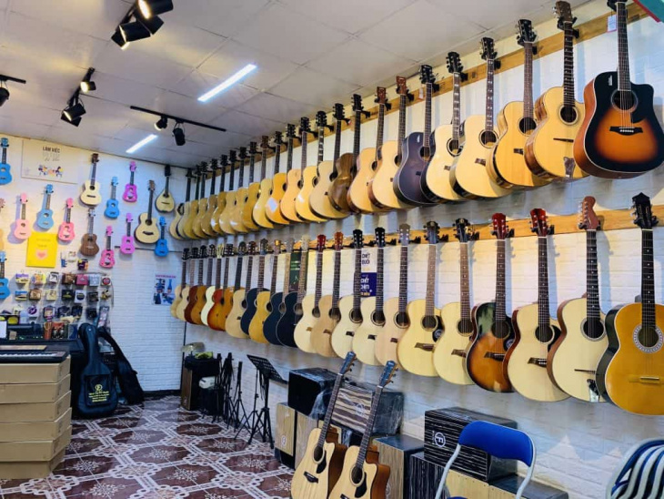 đàn guitar cũ, đàn guitar cũ giá rẻ, đàn guitar cũ giá rẻ hcm, đàn guitar cũ nhật bản, đàn guitar cũ tphcm, top 7 địa chỉ thu mua đàn guitar cũ tphcm uy tín