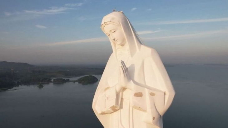khám phá, trải nghiệm, ngỡ ngàng tượng đức mẹ maria cao nhất việt nam trên đỉnh núi cúi đồng nai