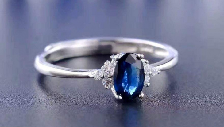 Sapphire tự nhiên giá bao nhiêu? Làm thế nào để phân biệt giữa sapphire tự nhiên và sapphire nhân tạo?