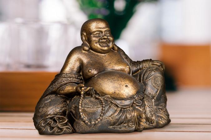 Ý nghĩa của tượng Phật cười trong phong thủy