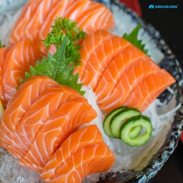 ẩm thực, món ngon, hướng dẫn cách làm gỏi cá hồi ăn kèm rau sống cực ngon
