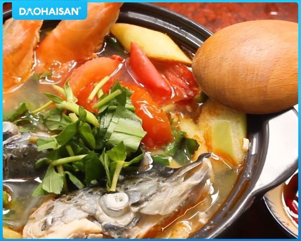 ẩm thực, món ngon, cách thực hiện món đầu cá hồi nấu canh chua thơm ngon