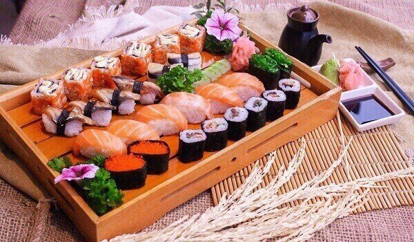 ẩm thực, món ngon, top 5+ sushi cá hồi cực chất lượng tại gia có thể thực hiện ngay