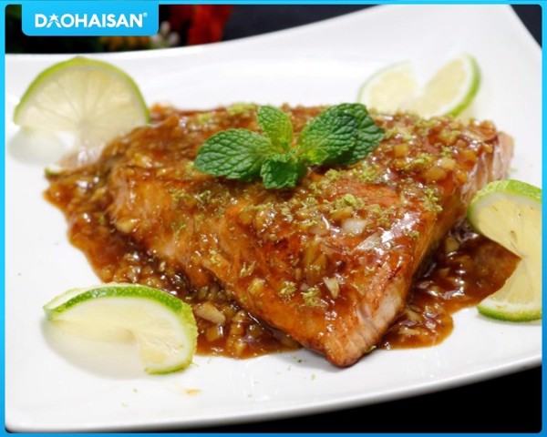 ẩm thực, món ngon, cách làm món cá hồi sốt mắm tỏi dậy vị đưa cơm