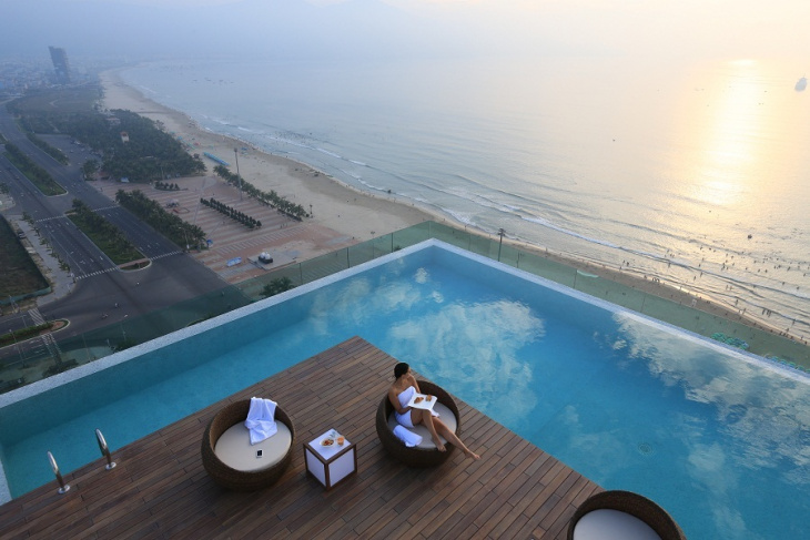 Top khách sạn có hồ bơi làm ‘đốn tim’ du khách khi du lịch Đà Nẵng