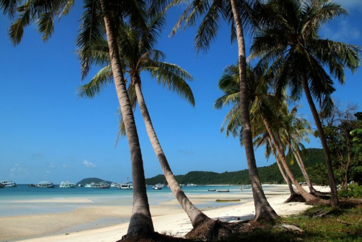 khám phá, trải nghiệm, top 10 bãi biển ở phú quốc đẹp ngất ngây lòng người