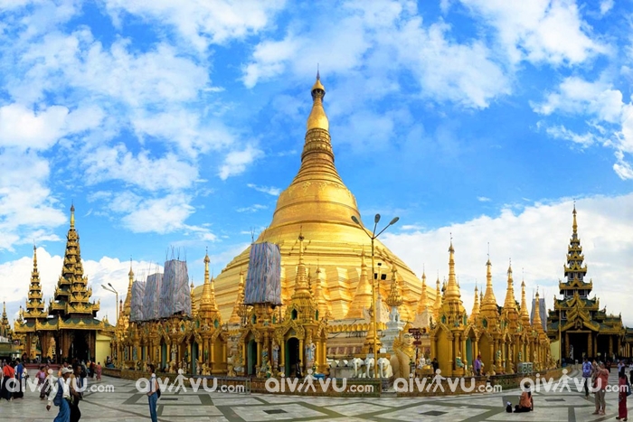 Choáng ngợp với những ngôi chùa dát vàng, đính kim cương ở Myanmar