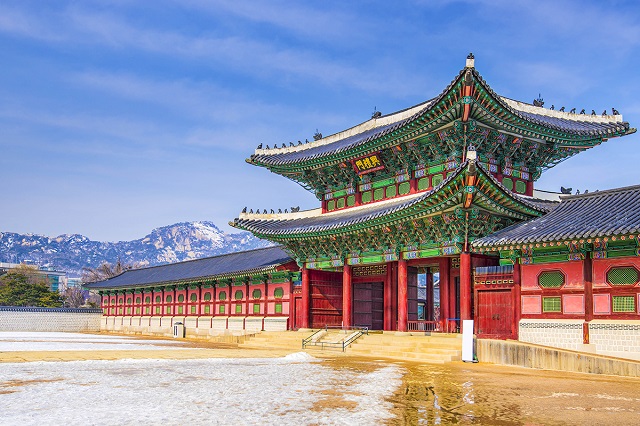 Khám phá tất tần tật 2 cung điện nổi tiếng của Hàn Quốc