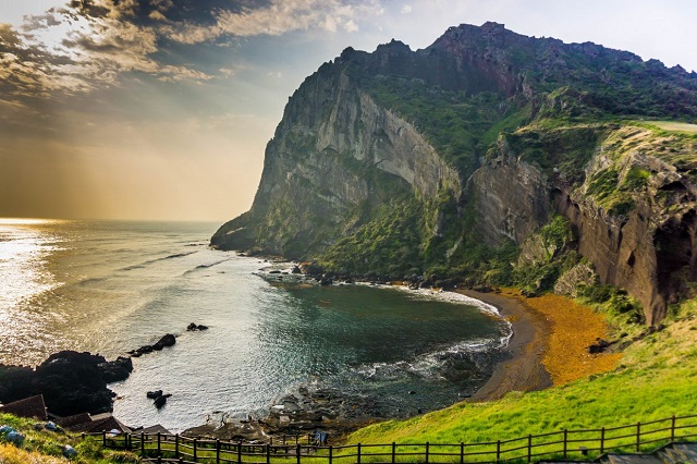 Điểm danh 4 hòn đảo đẹp nhất ở Hàn Quốc