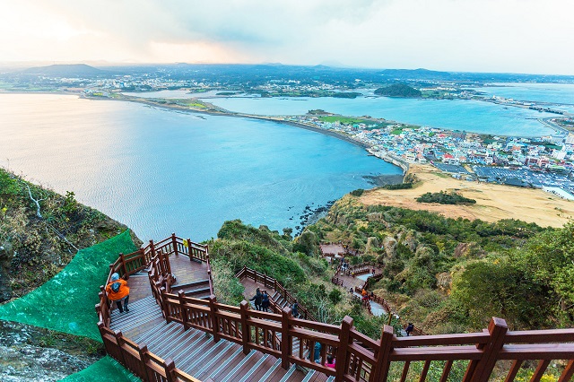 Du lịch đảo Jeju - Hàn Quốc không cần Visa - ALONGWALKER
