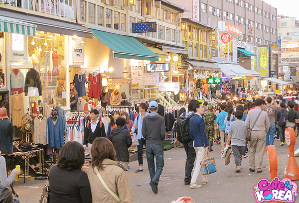 Dạo một vòng các ‘chợ sinh viên’ ở Hàn Quốc