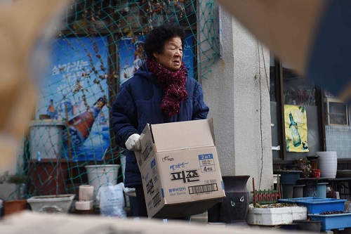 Làm việc đến khi chết – bi kịch của người già Hàn Quốc