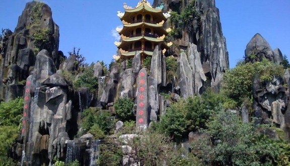 Chùa Linh Ứng trên đỉnh sơn Trà – địa điểm du lịch tâm linh nổi tiếng