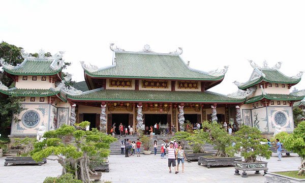 khám phá, chùa linh ứng trên đỉnh sơn trà – địa điểm du lịch tâm linh nổi tiếng