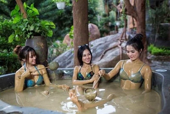 khám phá, núi thần tài đà nẵng có gì hot?