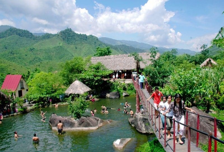 Suối Hoa Đà Nẵng – Khu du lịch sinh thái đẹp như tiên cảnh