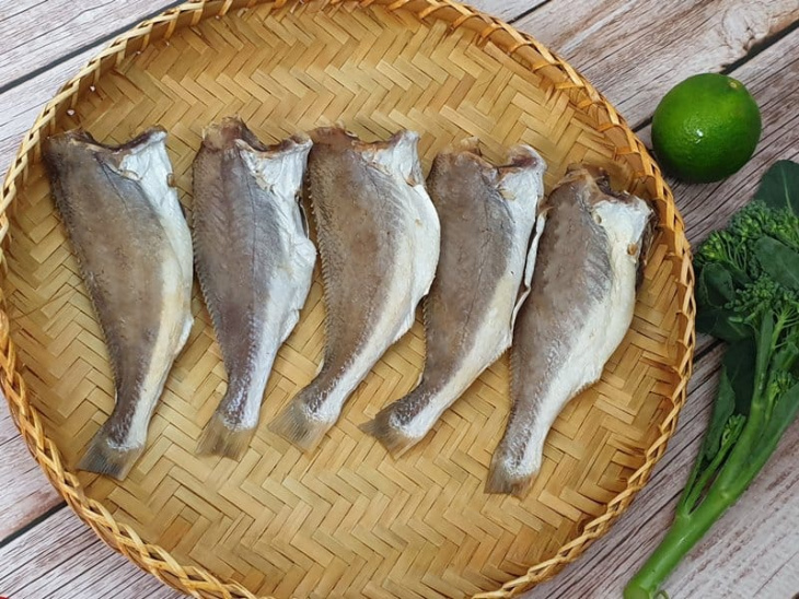 Từ A- Z kinh nghiệm chọn mua khô cá đù- đặc sản Đà Nẵng