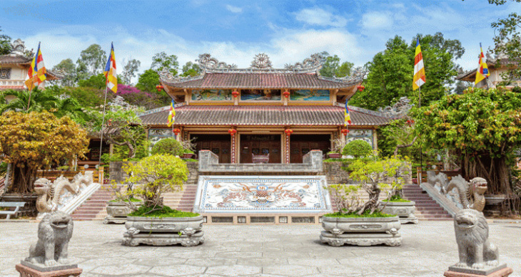 nghỉ dưỡng, review chùa long sơn nha trang – điểm đến an tĩnh và thư thái