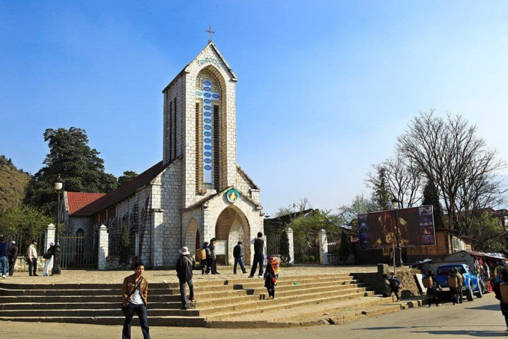 Review Nhà thờ đá Sapa – điểm check-in sống ảo cực “hot”