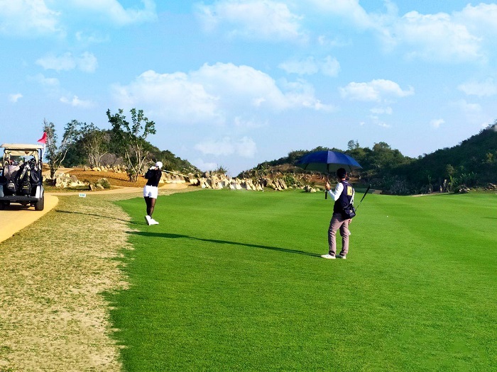 những bí quyết giúp bạn lựa chọn được một sân golf ưng ý trong chuyến du lịch golf