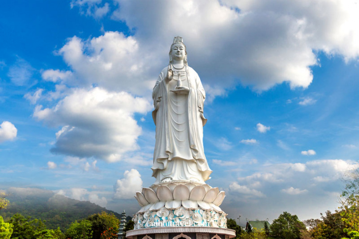 Chùa Linh Ứng Đà Nẵng – Điểm du lịch tâm linh nổi tiếng 